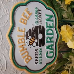 Bumble Bee Garden Yard Garden Art Plant Stake Small Metal Indoor Outdoor
